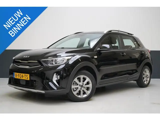 Kia Stonic 1.0 T-GDi 120pk MHEV DynamicLine | Carplay | Trekhaak | All-seasonbanden | Camera | Cruis...