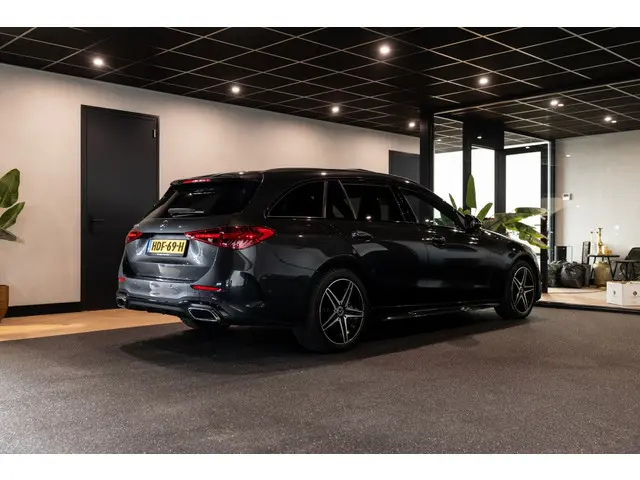 Mercedes-Benz C -klasse Estate  C-Klasse C 300 e T AMG Line | HuD | PANO | LEER |