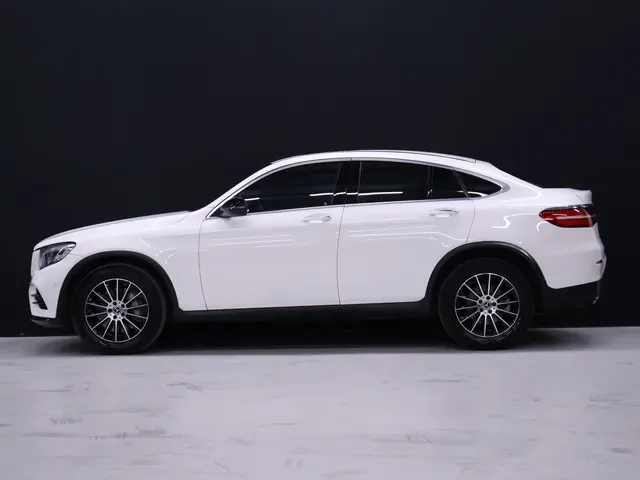 Mercedes-Benz GLC-klasse Coupé 250 4MATIC Premium Plus AMG Line [SCHUIFKANTELDAK, TREKHAAK UITKLAPBA...
