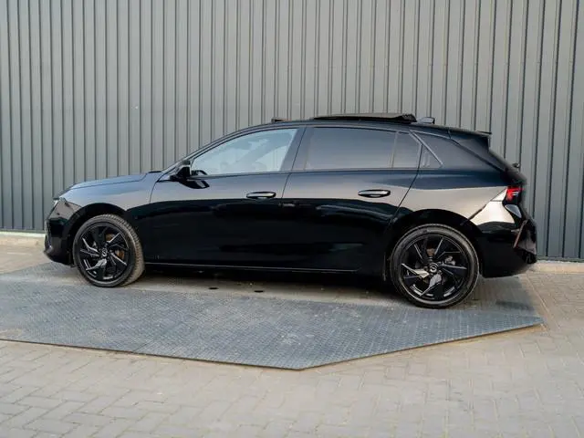 Opel Astra 1.2 Turbo GS | Panodak | 360 Camera | 18'' | Head Up | Prijs Rijklaar!!