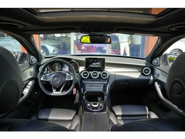 Mercedes-Benz C-klasse 180 Business Solution AMG Panoramadak 3D Burmester Ambient Camera Stoelverwar...