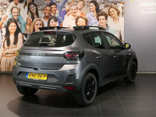 Dacia Sandero Stepway 1.0 TCe 110 limited edition | Occasion Lease vanaf €419 p/m | Dodehoek | Apple...