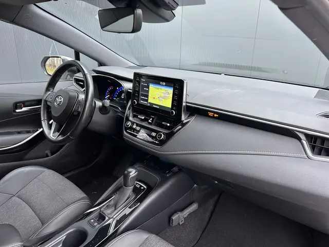 Toyota Corolla Touring Sports