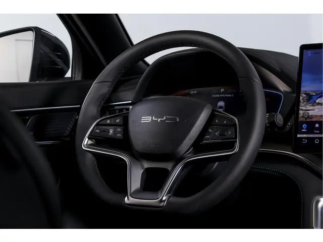 BYD SEAL U