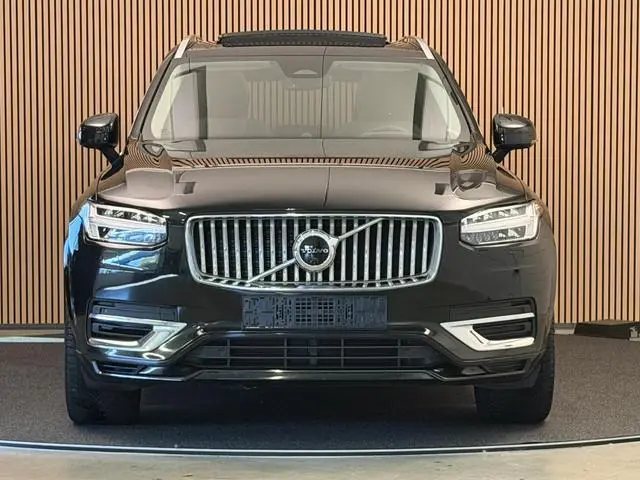Volvo XC90 2.0 T8 Recharge 450PK Aut. AWD Ultimate Bright | Panodak | Luchtvering | B & W | Trekhaak...