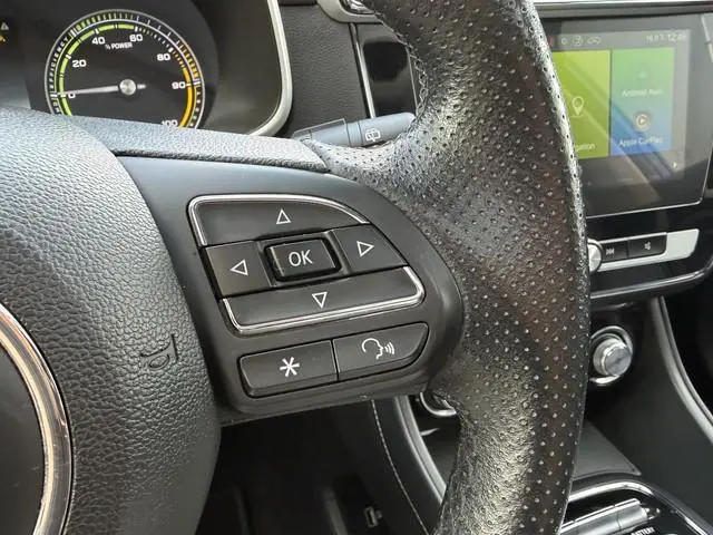 MG ZS EV