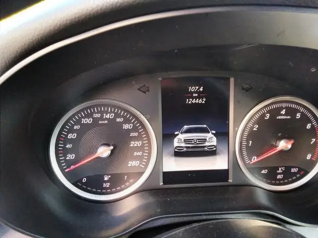 Mercedes-Benz C-Klasse