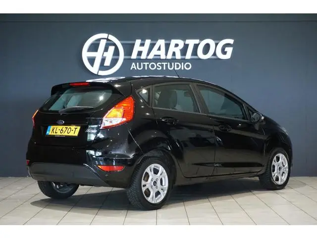 Ford Fiesta 1.0 Style Ultimate *volledige historie* + NAVI / SENSOREN