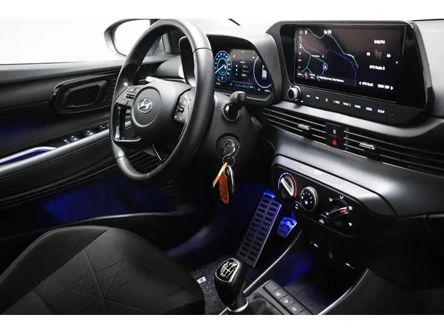 Hyundai Bayon 1.0 T-GDI Comfort Smart | DRAADLOZE LADER | DAB | APPLE | CAMERA