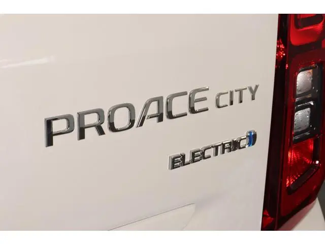 Toyota pro-ace