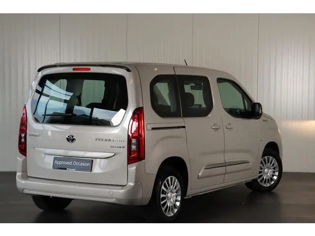 Toyota PROACE CITY Verso Electric Active 50 kWh