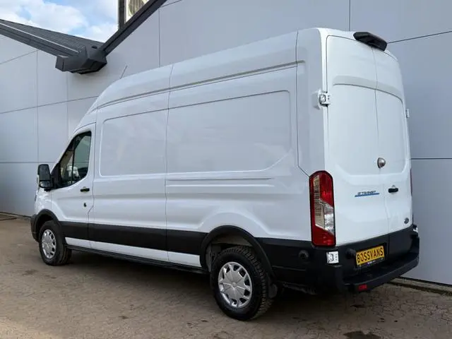Ford e-Transit e-Transit 68kWh 184PK