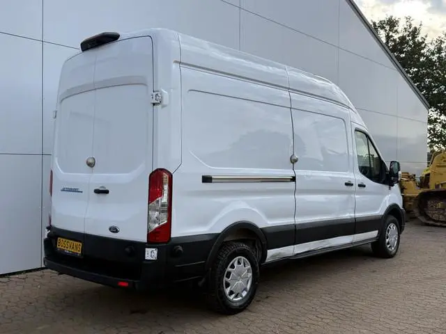 Ford e-Transit e-Transit 68kWh 184PK