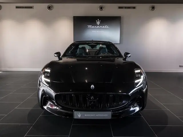 Maserati GranTurismo AWD Folgore 92.5 kWh 761pk | 2 jaar garantie | 20-21" velgen | Sonus Faber Prem...