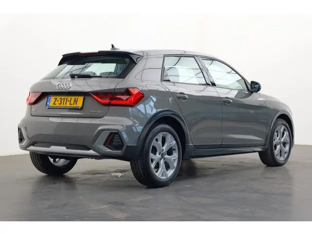 Audi A1 allstreet 25 TFSI Advanced edition | Achteruitrijcamera | Carplay | Cruise control
