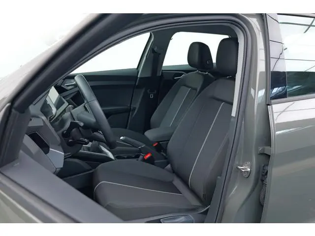 Audi A1 allstreet 25 TFSI Advanced edition | Achteruitrijcamera | Carplay | Cruise control
