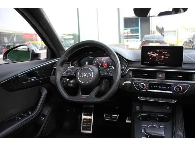 Audi RS4