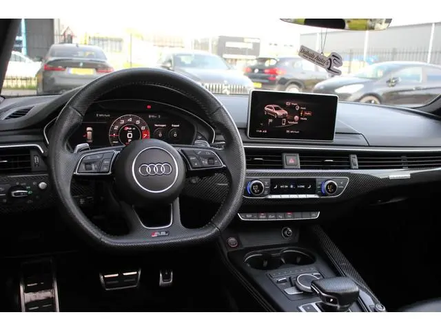 Audi RS4