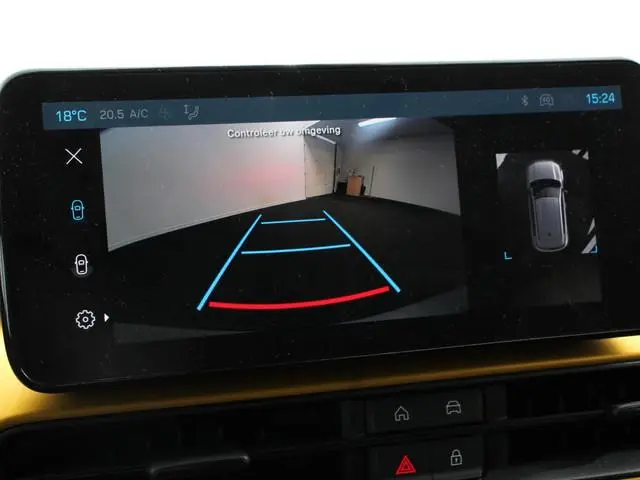 Jeep Avenger Summit 54 kWh SOH 96,5 % Camera Lichtmetalen Velgen 18" Navigatie Apple Carplay/ Androi...
