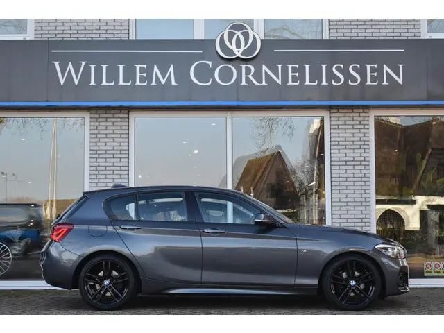 BMW 1-serie 118i Aut M-Sport Executive Navi Clima NL Auto