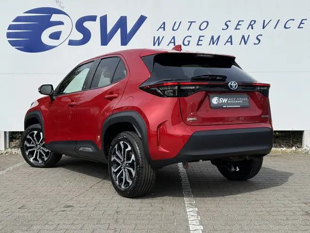 Toyota Yaris Cross 1.5 Hybrid Team D | CarPlay | ACC | Camera | LED | DAB+