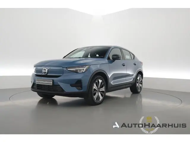Volvo C40 Recharge Plus 69 kWh | Pano | Elek. Trekhaak | Stoel- Stuurverw. | Pilot Assist | Camera |...