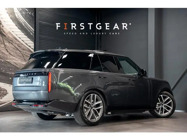 Land Rover Range Rover 3.0 P550e HSE PHEV *Meridian 3D Surround / Panorama / Stoelventilatie & Massa...