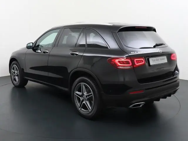Mercedes-Benz GLC 300e AMG 4Matic // SoH 97,7% // Burmester // Panoramadak // Dig. Dashboard // Mult...