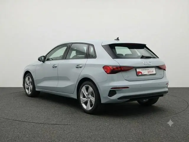 Audi A3 Sportback 40 TFSI e S edition 204pk | Navigatie | Parkeercamera | Navigatie | S-line interie...