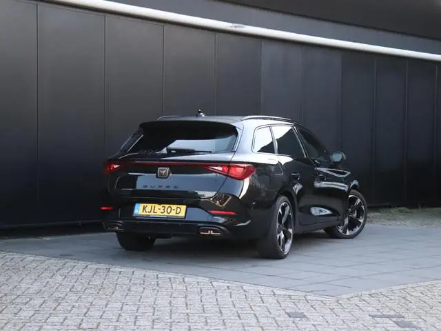 CUPRA Leon Sportstourer 1.4 e-Hybrid Business | SOH 98.4% | MEMORY | CAMERA | SPORTSTOELEN | STOEL/S...