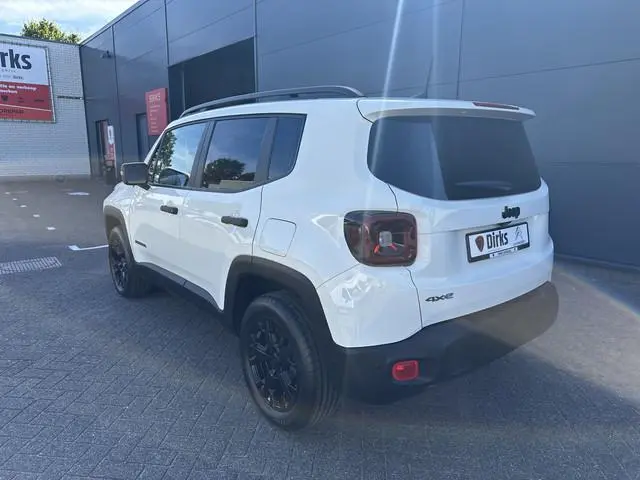Jeep Renegade 4xe 240 Plug-in Hybrid The North Star (Elektrisch Schuifdak - Navigatie - Apple Carpla...