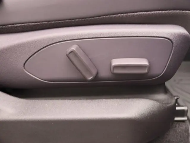 Leapmotor C10