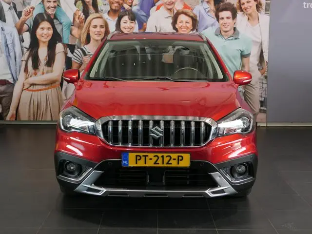 Suzuki S-Cross 1.4 Boosterjet High Executive - Elektr. Panoramadak - Allseasons - Lederen bekleding...