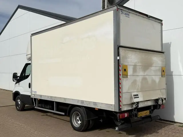 Iveco Daily 35C16 3.0 160PK Bakwagen Laadklep Zijdeur Camera Climate Control Bluetooth Luchtgeveerde...