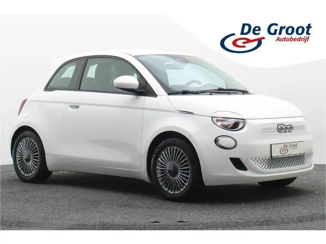 Fiat 500e Icon 42 kWh SOH 94,5%, Virtual Cockpit, Apple Carplay, Lane Assist, 16"