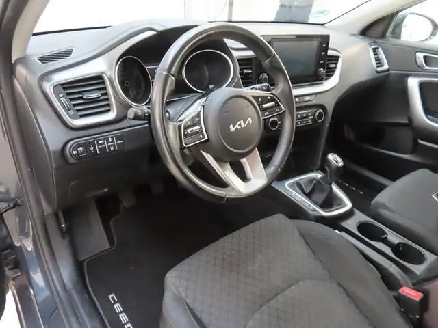 Kia Ceed Sportswagon 1.0 T-GDi ComfortLine 2e-Eig. & Keurig-Onderh. BOVAG-Garantie. NL-Auto.