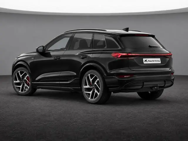 Audi Q6 e-tron S edition performance 100 kWh 306 PK · Adaptieve luchtvering · Glazen panoramadak · T...