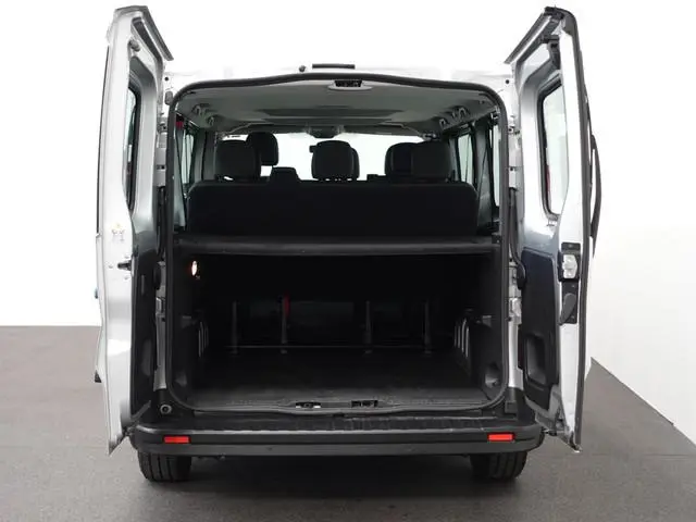 Renault Trafic Passenger 2.0 dCi 120 L2H1 9persoons PERSONENBUS incl. BTW/ incl. BPM Airco Bluetooth...