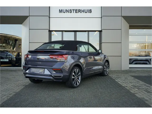 Volkswagen T-Roc Cabrio 1.5 TSI R-Line | Verwarmde voorstoelen | Keyless entry |