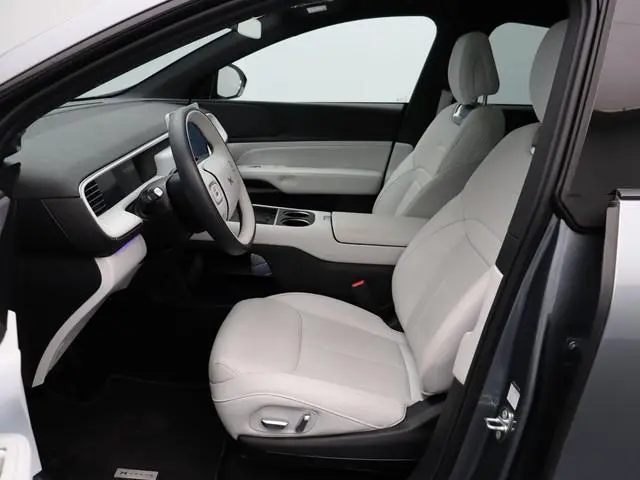 XPENG G6