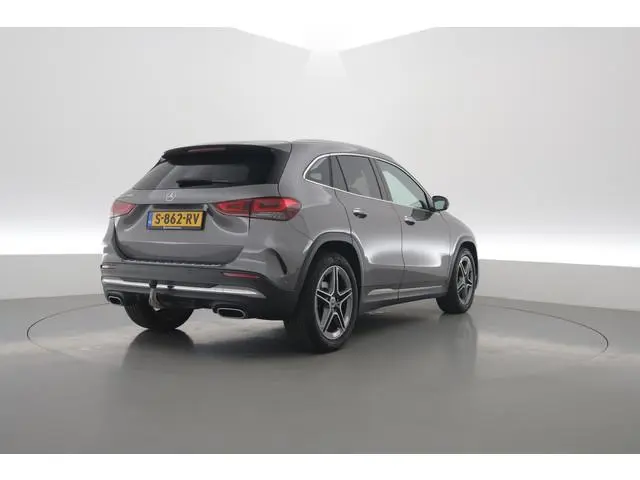 Mercedes-Benz GLA-klasse 200 AMG Line | Rijklaar! | Cruise Contr. | Camera | Trekhaak | Navi | Lane...