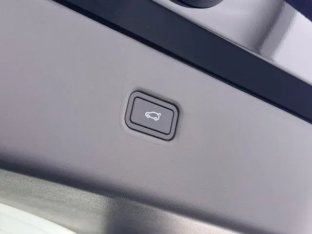 XPENG G6
