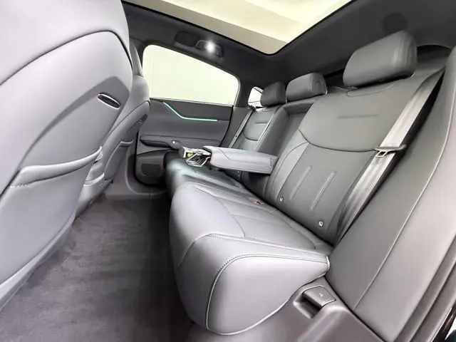 XPENG G6