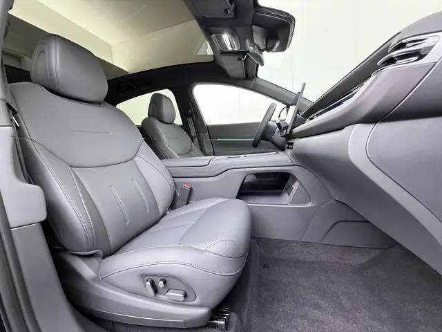 XPENG G6