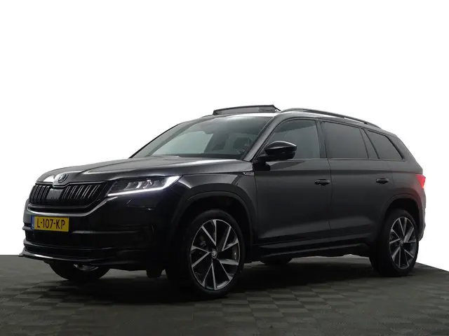 ŠKODA Kodiaq 1.5 TSI Sportline Business Aut- Panoramadak, Sport Interieur, Canton Audio, Carbon, Mem...