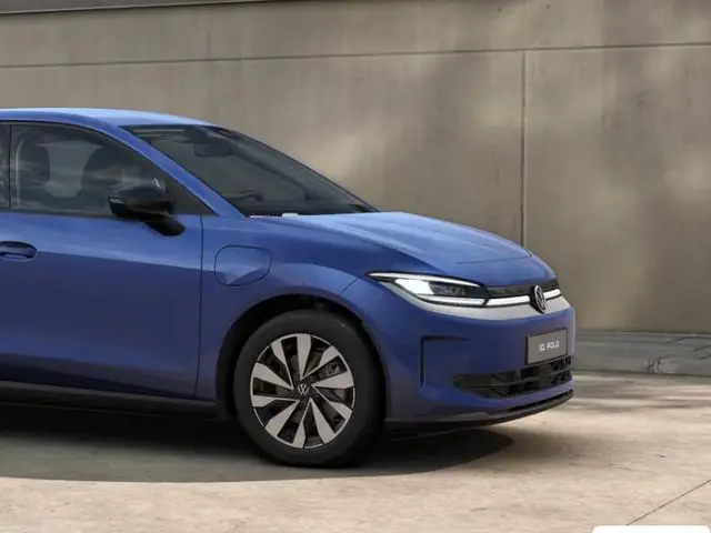 Volkswagen ID. Polo Life First Edition 52 kWh accu, 211 PK · Achteruitrijcamera · Draadloze telefoon...