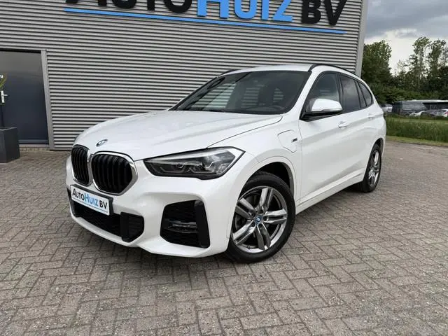 BMW X1 xDrive25e M Sport 18 Inch PDC Stoelverwarming Leder LED