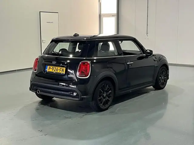 MINI 3-Deurs 1.5 Cooper Business Edition ✅ Navigatie ✅ sportstoelen ✅ LED UK achterlicht