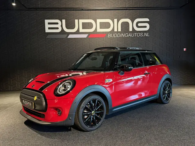MINI Mini Electric Yours 33 kWh | Pano | Head-up | Keyless | Apple CarPlay | Camera