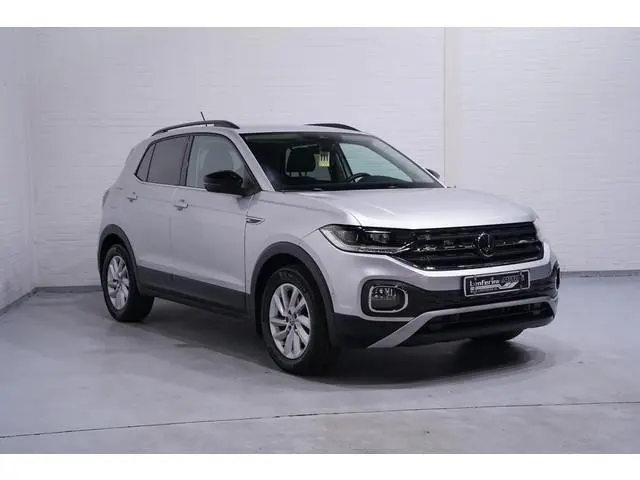 Volkswagen T-Cross 1.0 TSI R-Line Navi Stoelverwarming Camera Apple carplay/Android auto PDC v+a